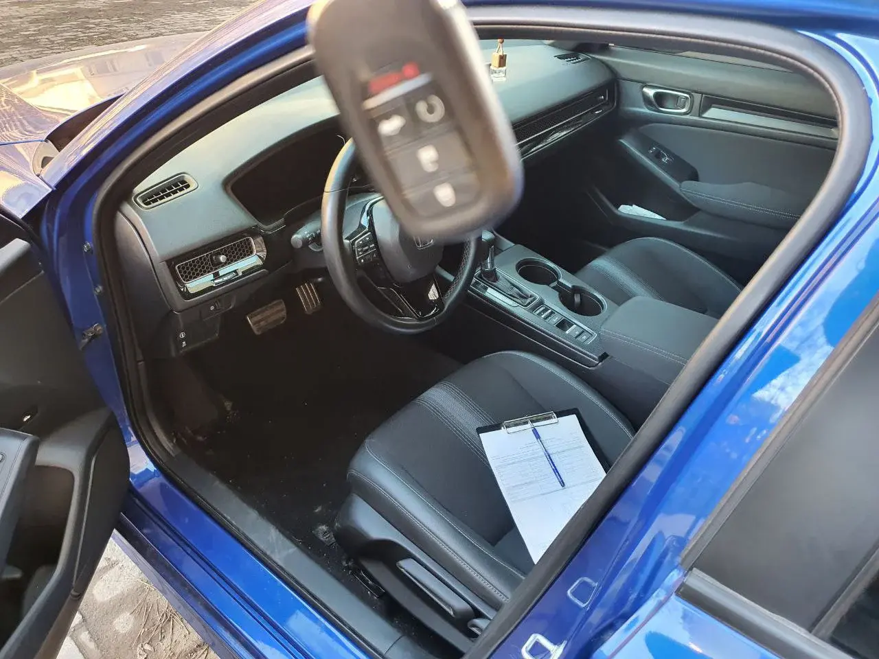 Авто на прокат vs каршеринг в Виннице