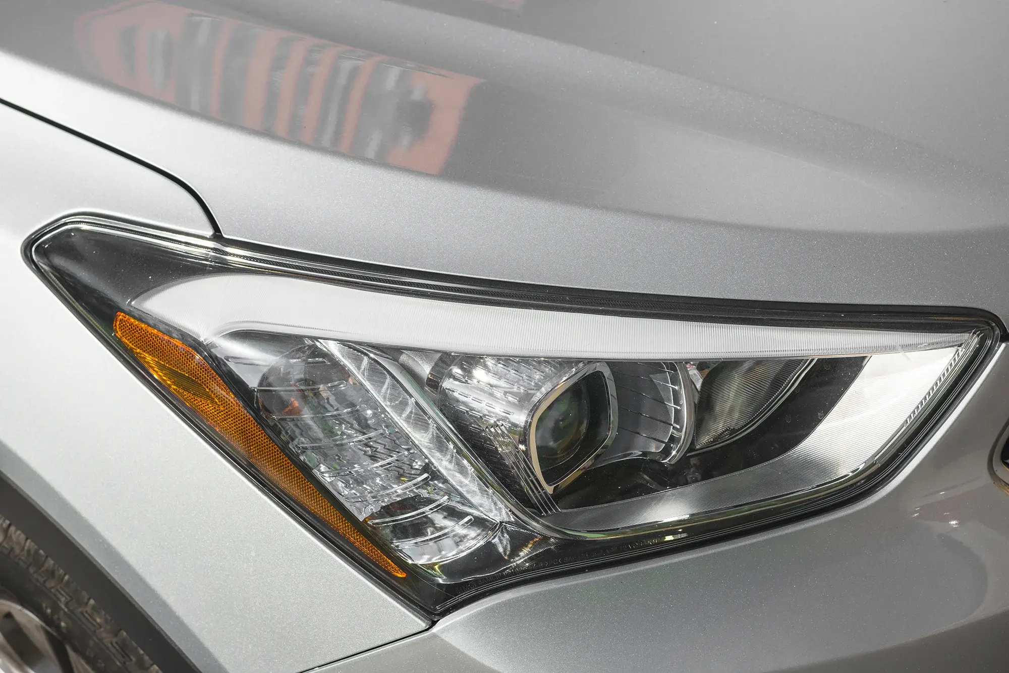 Як самостійно виконати регулювання фар