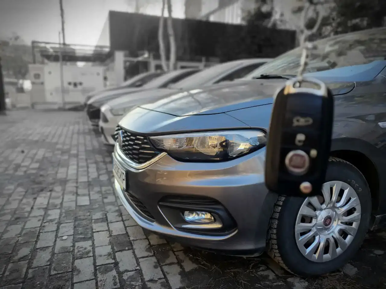 Історія розвитку послуг оренди автомобілів в Україні